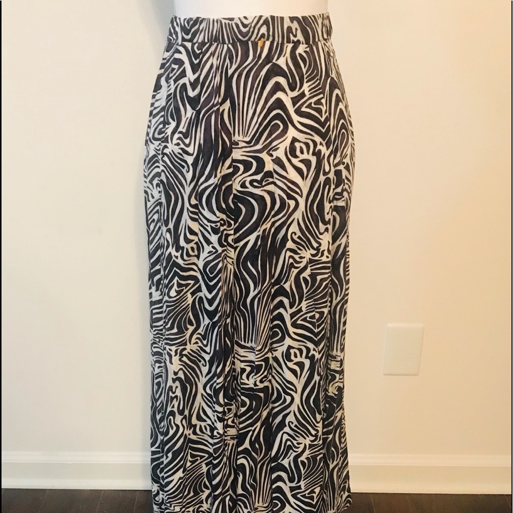 Dion of Texas Zebra Maxi Skirt Black & White Small